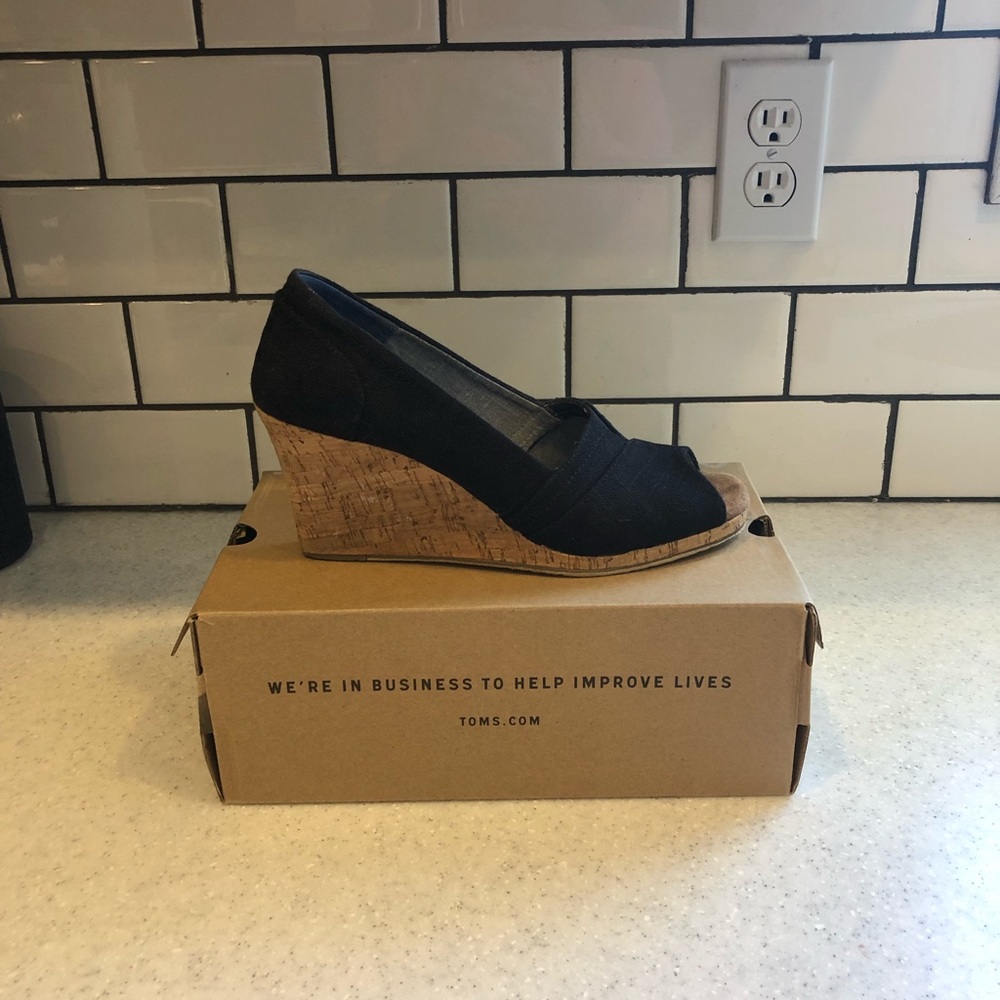 Toms Black Linen Classic Wedge